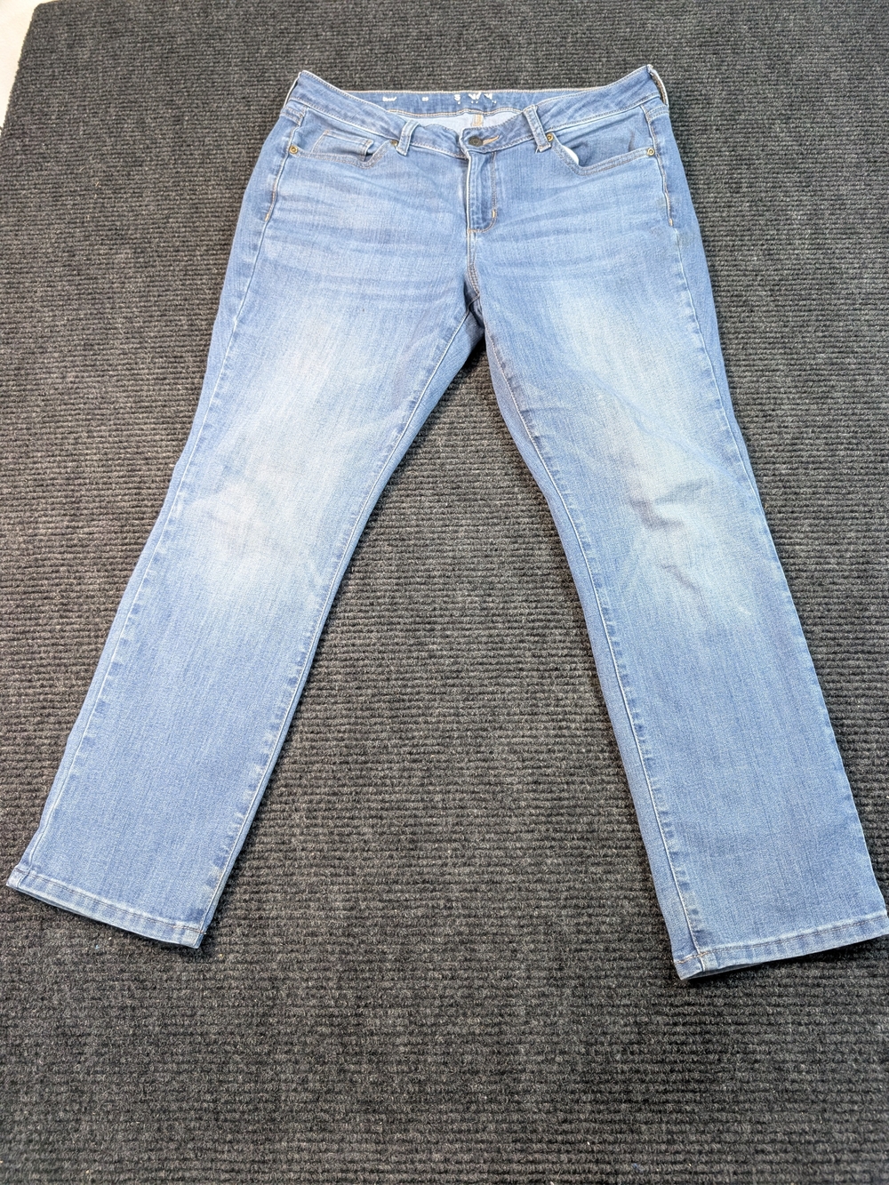 Sonoma Goods For Life Medium Wash Straight Leg Jeans 12P